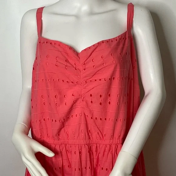 Lane Bryant NWT’s Red Eyelet Lace Midi Dress Knot Straps & Full Back Zip Size 22 - Picture 4 of 16
